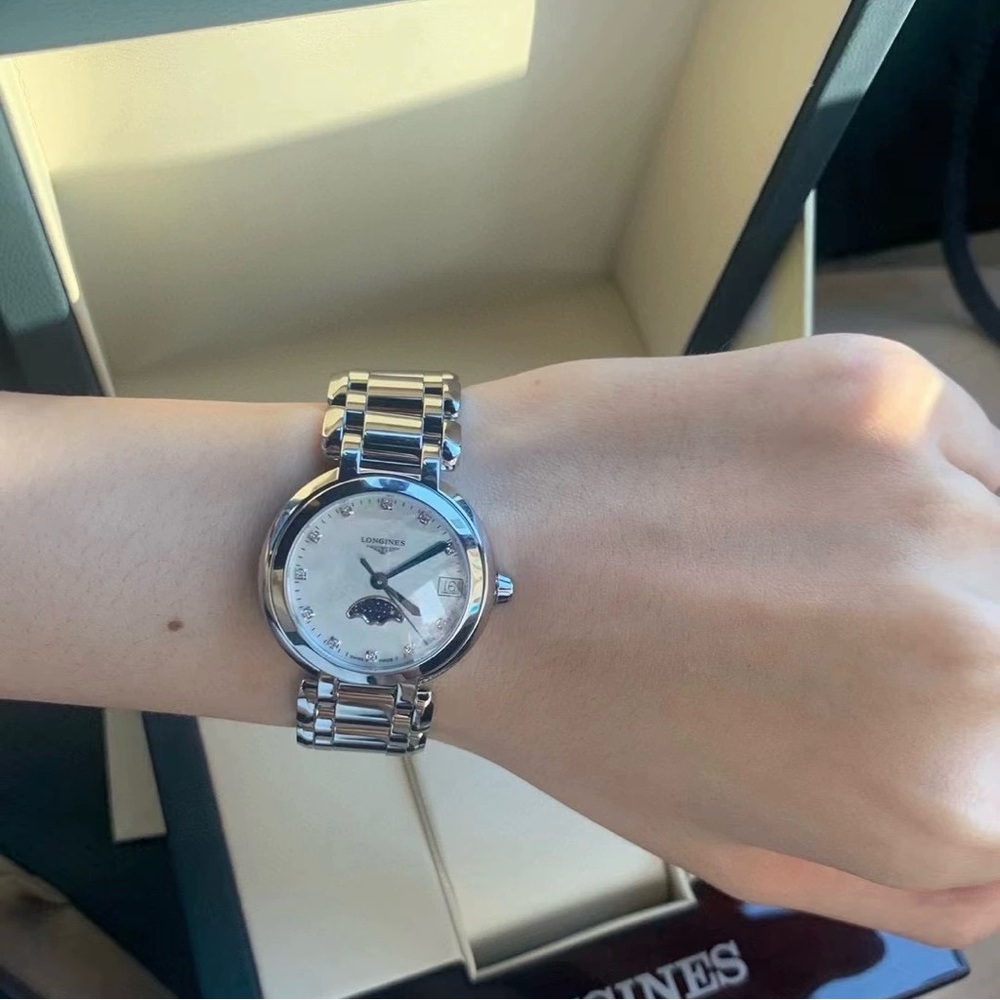 Longines Women’s Silver Watches - Picture 4 of 5